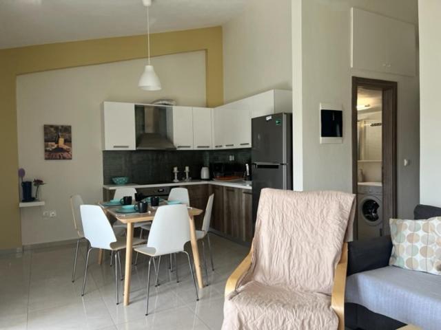 Polychrono Apartments エクステリア 写真